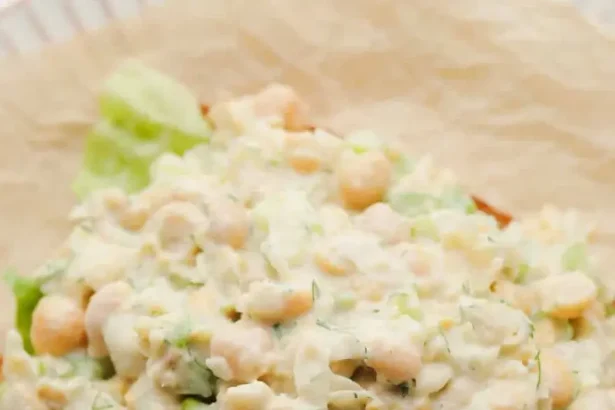Panino con Insalata di Ceci