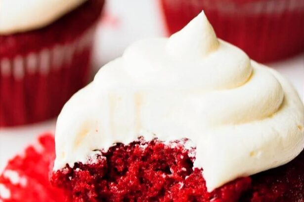 Cupcakes Red Velvet Vegani: La Ricetta Perfetta per Dolci Eleganti e Senza Compromessi
